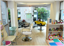 LOVABLE(�����@�u��) �ڍ��X�A�X���ʐ^�B